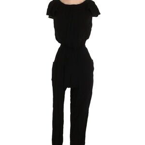 BEACHGOLD Black Jumpsuit with Defined Waistline